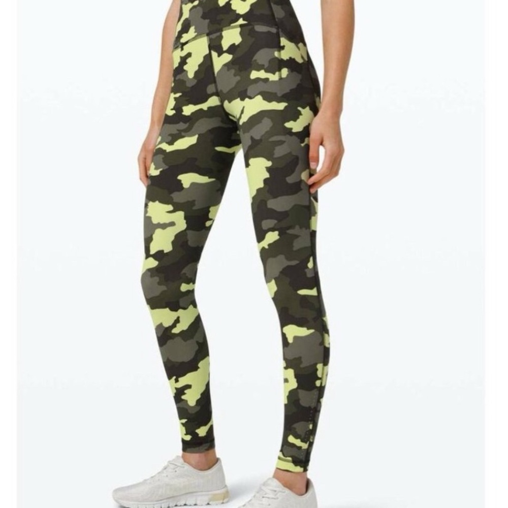 Camouflage High-Waisted Leggings